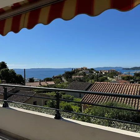 Porquerolles Au Lavandou Lägenhet