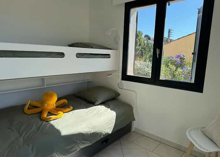 Porquerolles Au Lavandou *