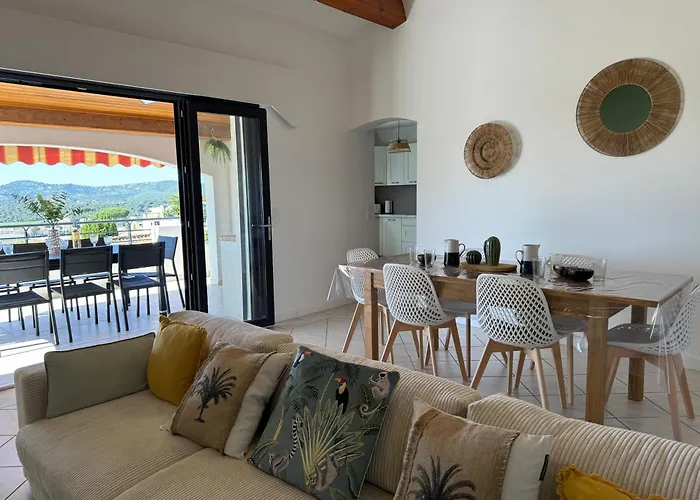 Porquerolles Au Lavandou شقة *